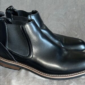 Kenneth Cole New York‎ Black Chelsea Boots Sleek Leather Finish